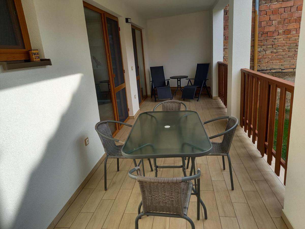 Apartmany 27 Němčičky Buitenkant foto