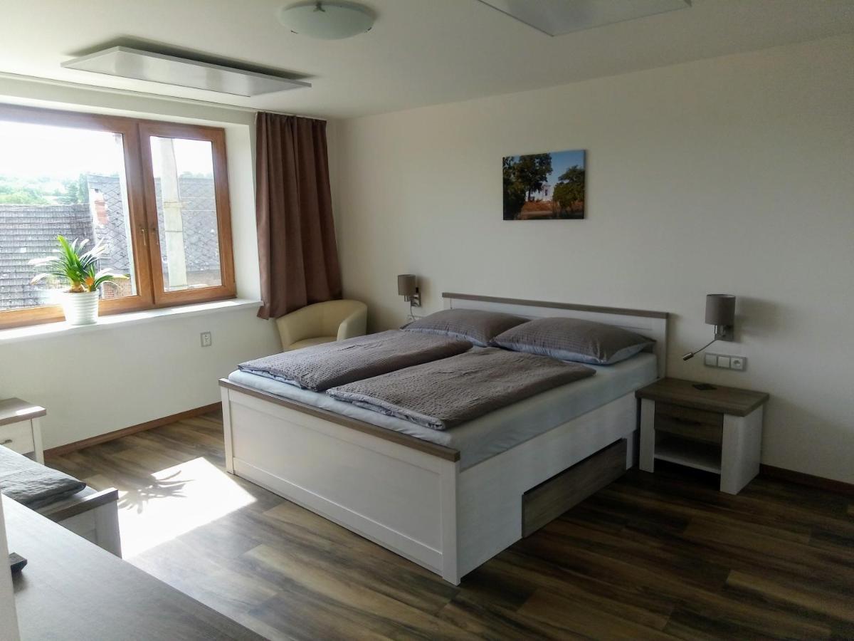 Apartmany 27 Němčičky Buitenkant foto