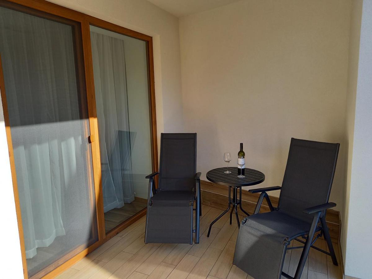 Apartmany 27 Němčičky Buitenkant foto