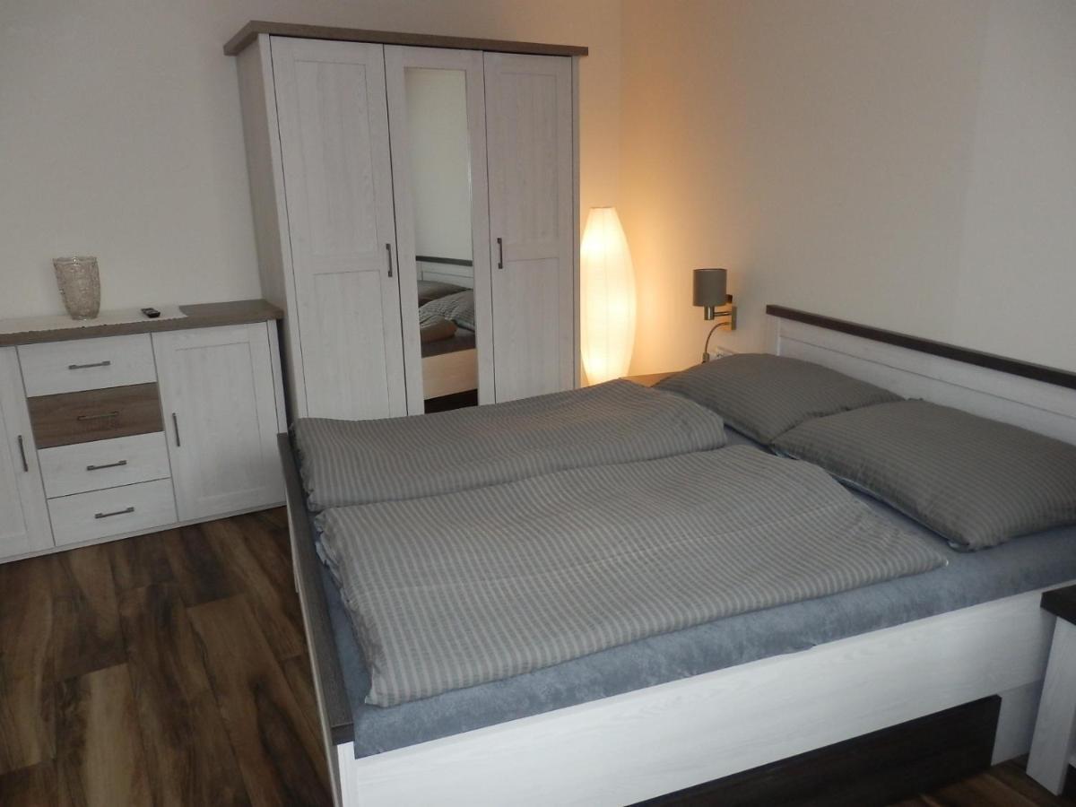 Apartmany 27 Němčičky Buitenkant foto